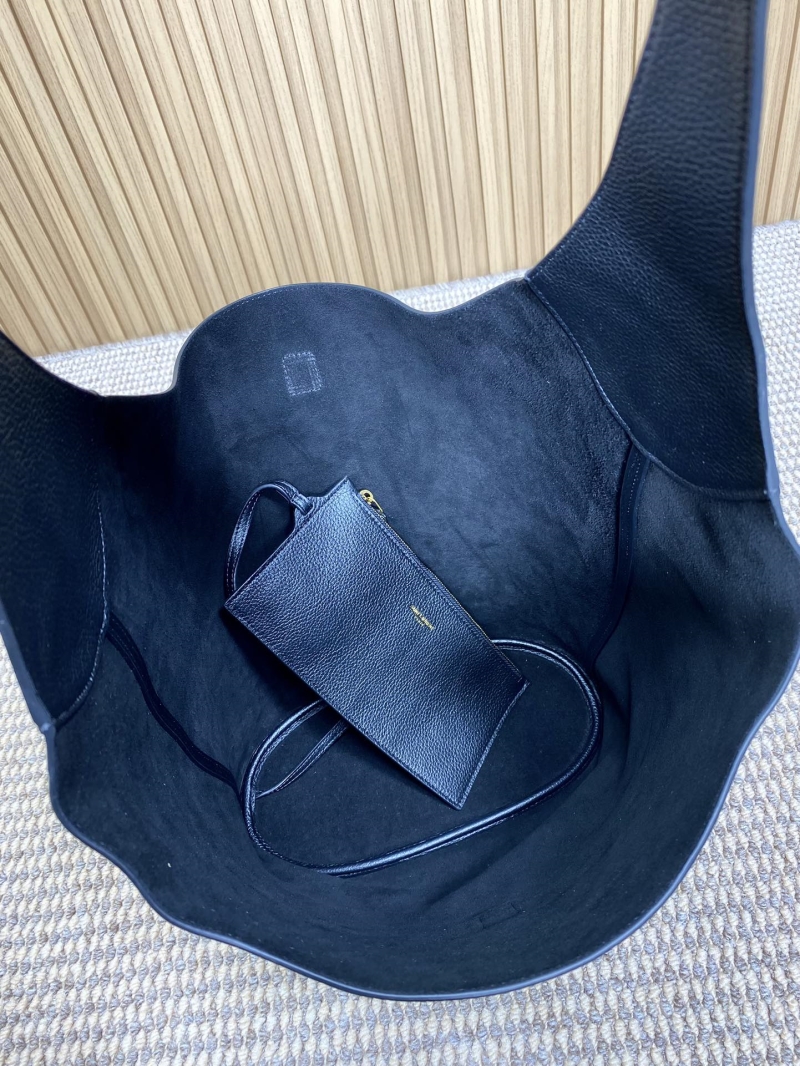 Y51 hobo bags